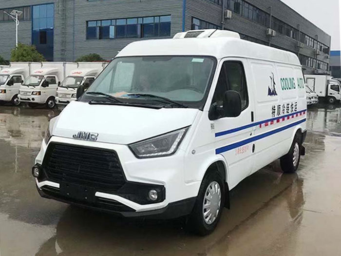 江铃特顺药品冷链运输车