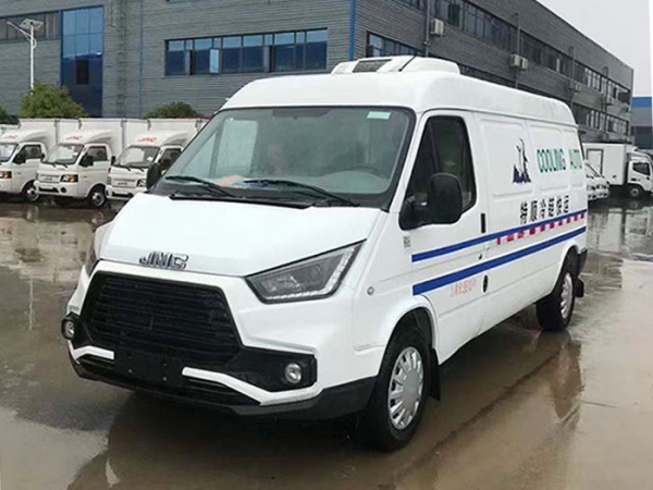 江铃特顺药品冷链运输车