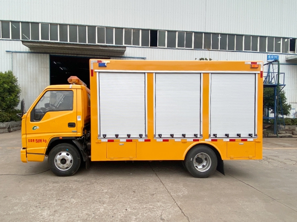 江铃蓝牌卷帘门救险车