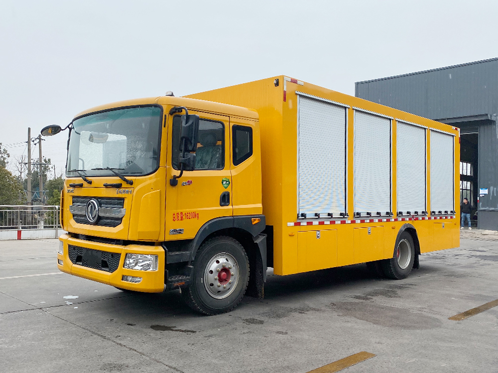 东风D9救险车